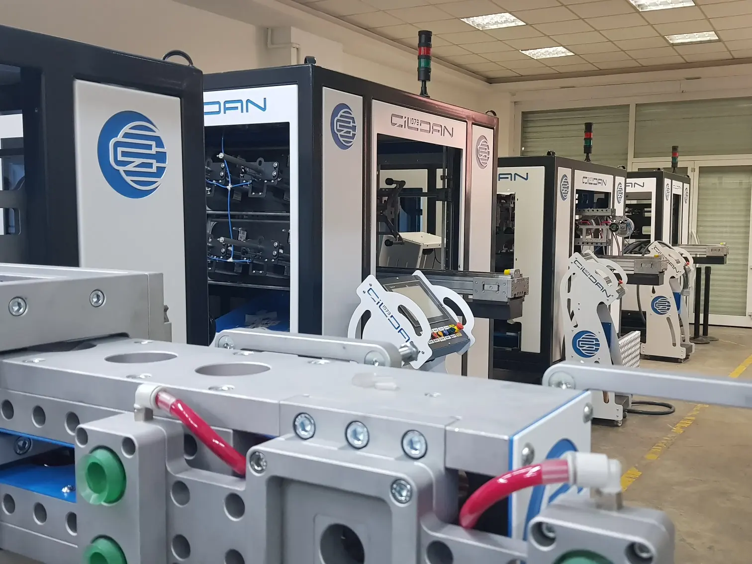 Cinematic photo of Çildan IML Robots standing next to eachother